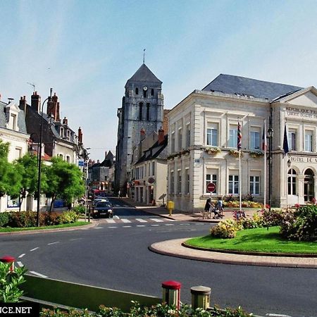 Maisonnette De Ville Au Calme Cosne-Cours-Sur-Loire Exterior photo